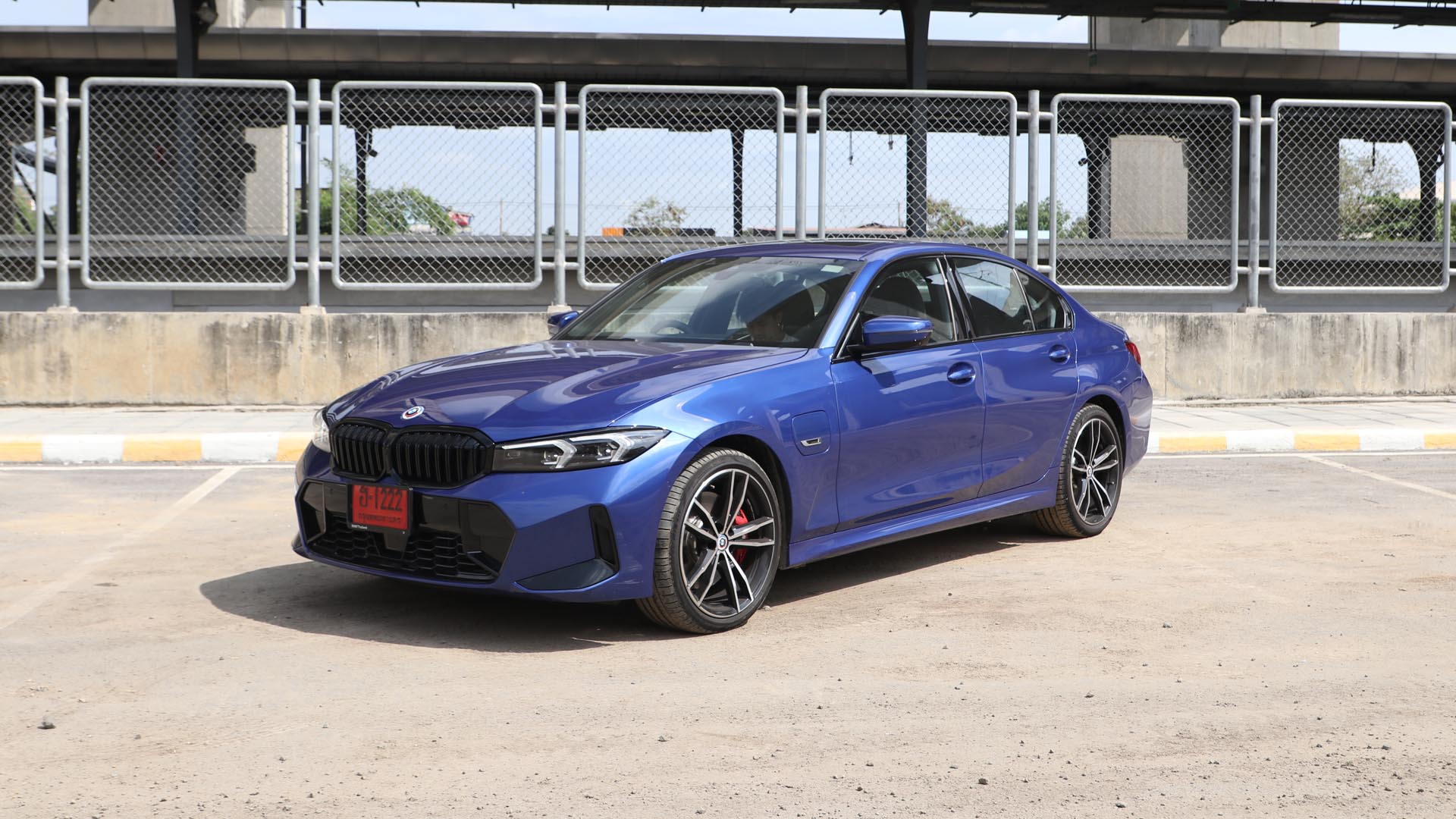 BMW 330e M Sport (2023) หน้าจอปังมาก ทำให้ลงตัวมากขึ้น carwizard