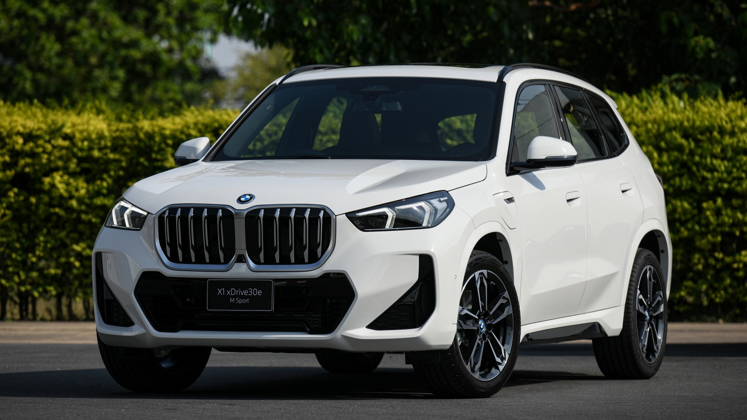 Pris bmw x1 deals hybrid